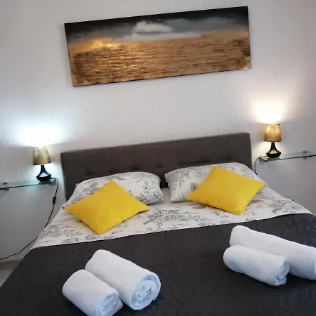 Seny Gold Apartamento Pula